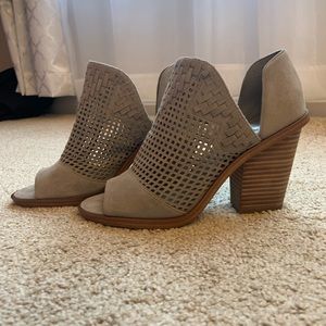 Vince Camuto Block Heel Sandals